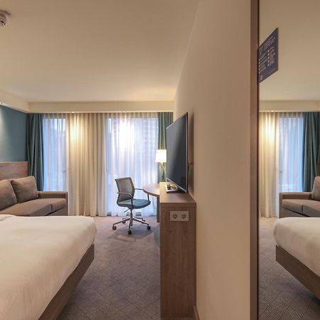 Hampton By Hilton Stuttgart City Centre Exterior foto